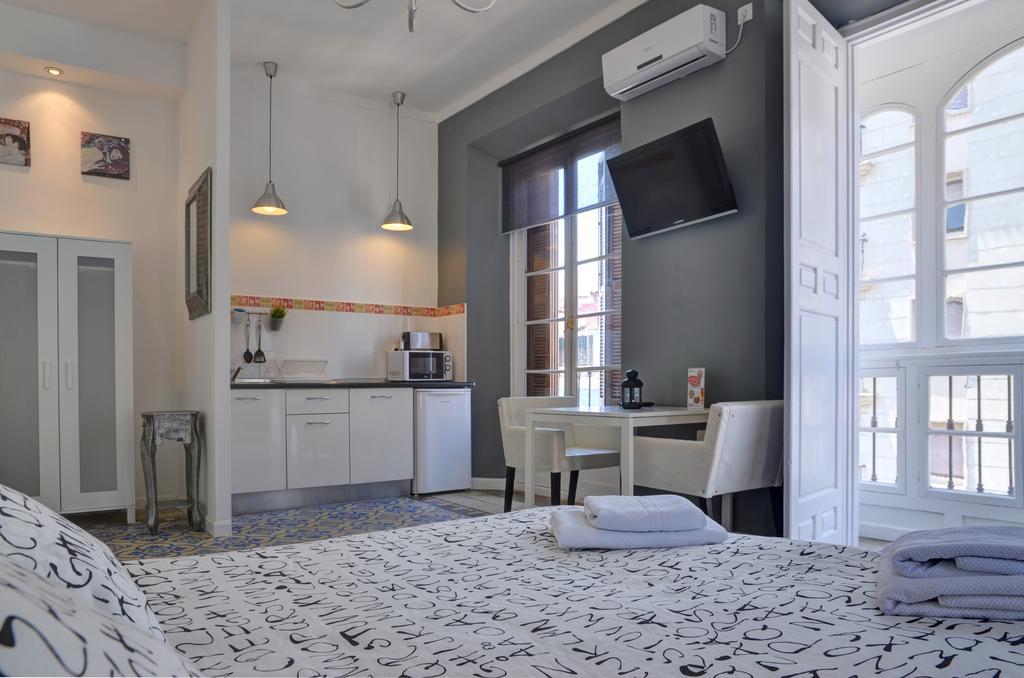 Apartamentos Gold Málaga Quarto foto