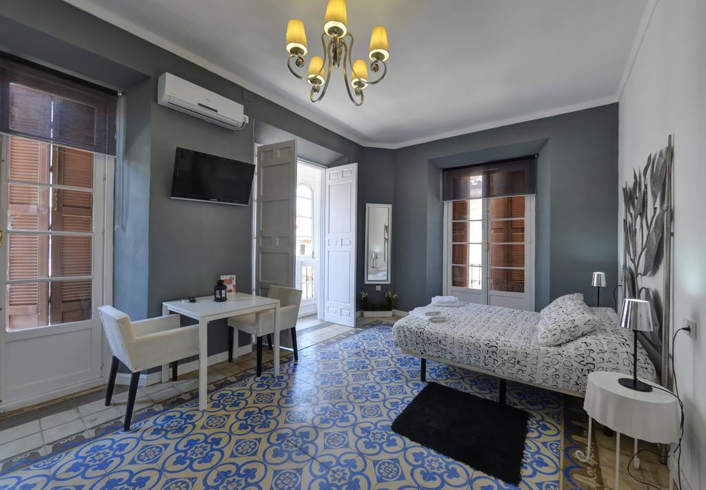 Apartamentos Gold Málaga Quarto foto