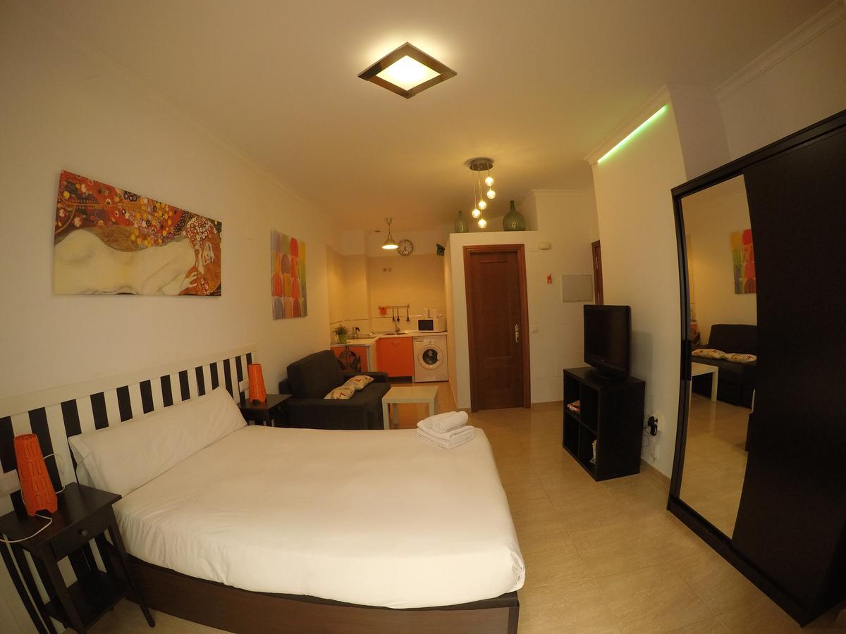 Apartamentos Gold Málaga Exterior foto